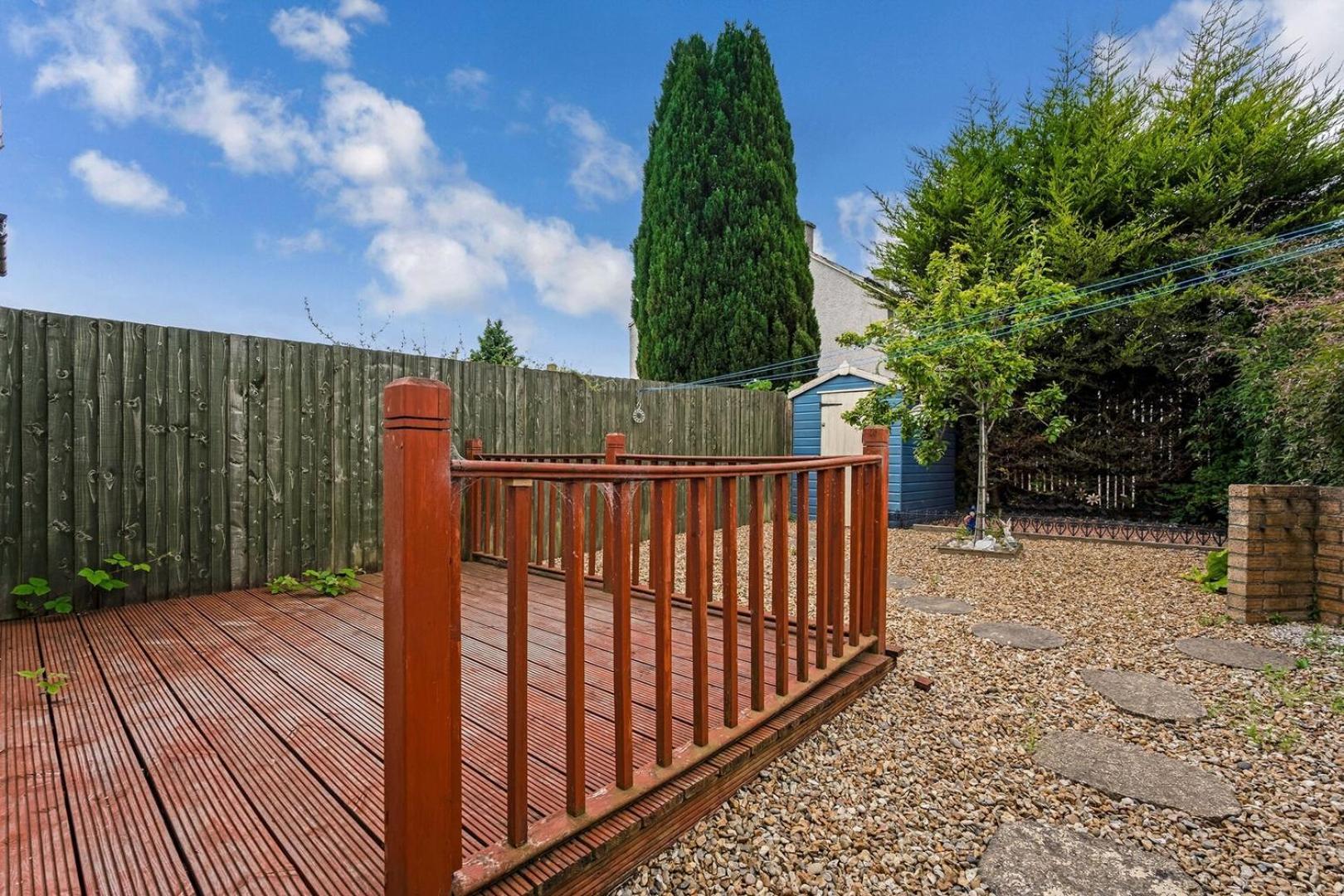Centrally Situated 1 Bedroom House In Cumbernauld Esterno foto