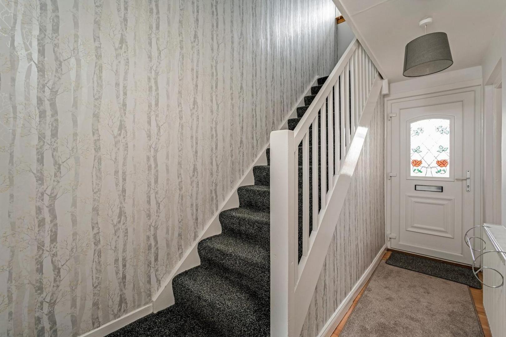 Centrally Situated 1 Bedroom House In Cumbernauld Esterno foto